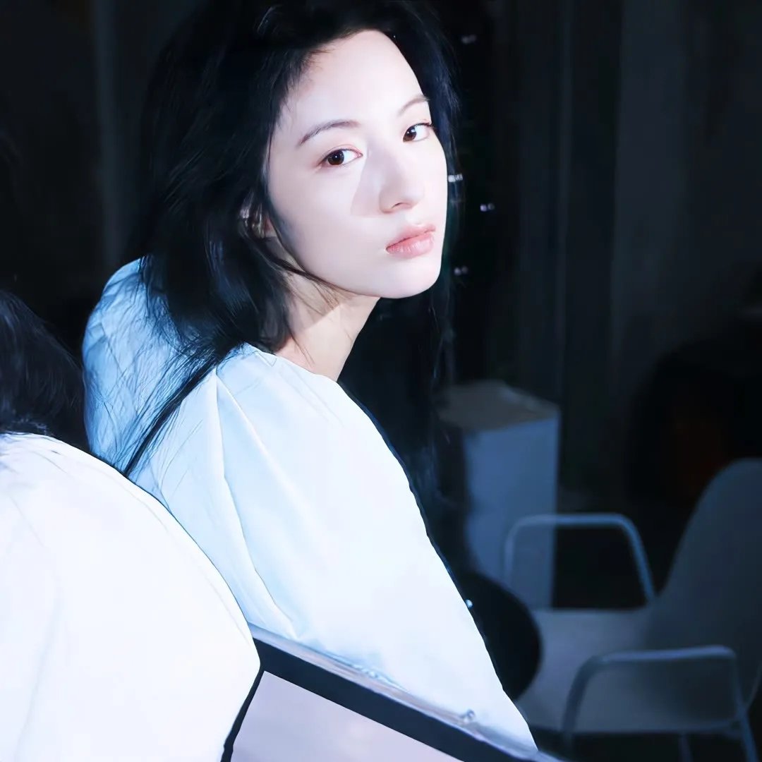 茱莉小姐