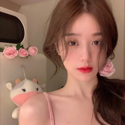 牌坊下的女人
